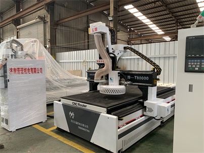 玉雕T-8000圓盤換刀加工中心